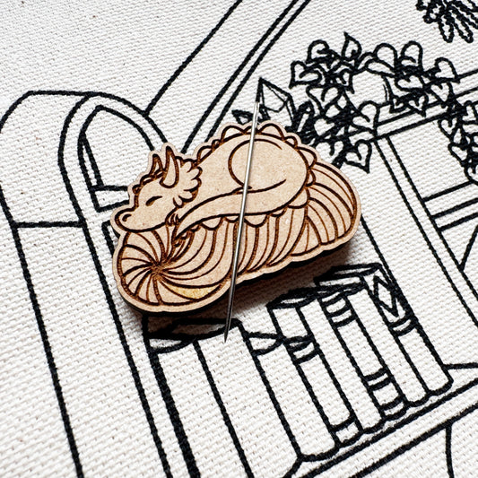 Dragon - Wooden Magnetic Needle Minder