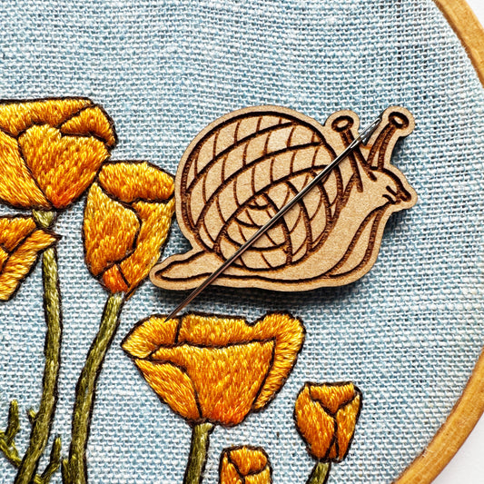 Snail - Wooden Magnetic Needle Minder