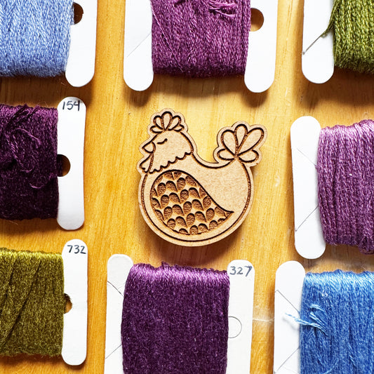 Chicken - Wooden Magnetic Needle Minder