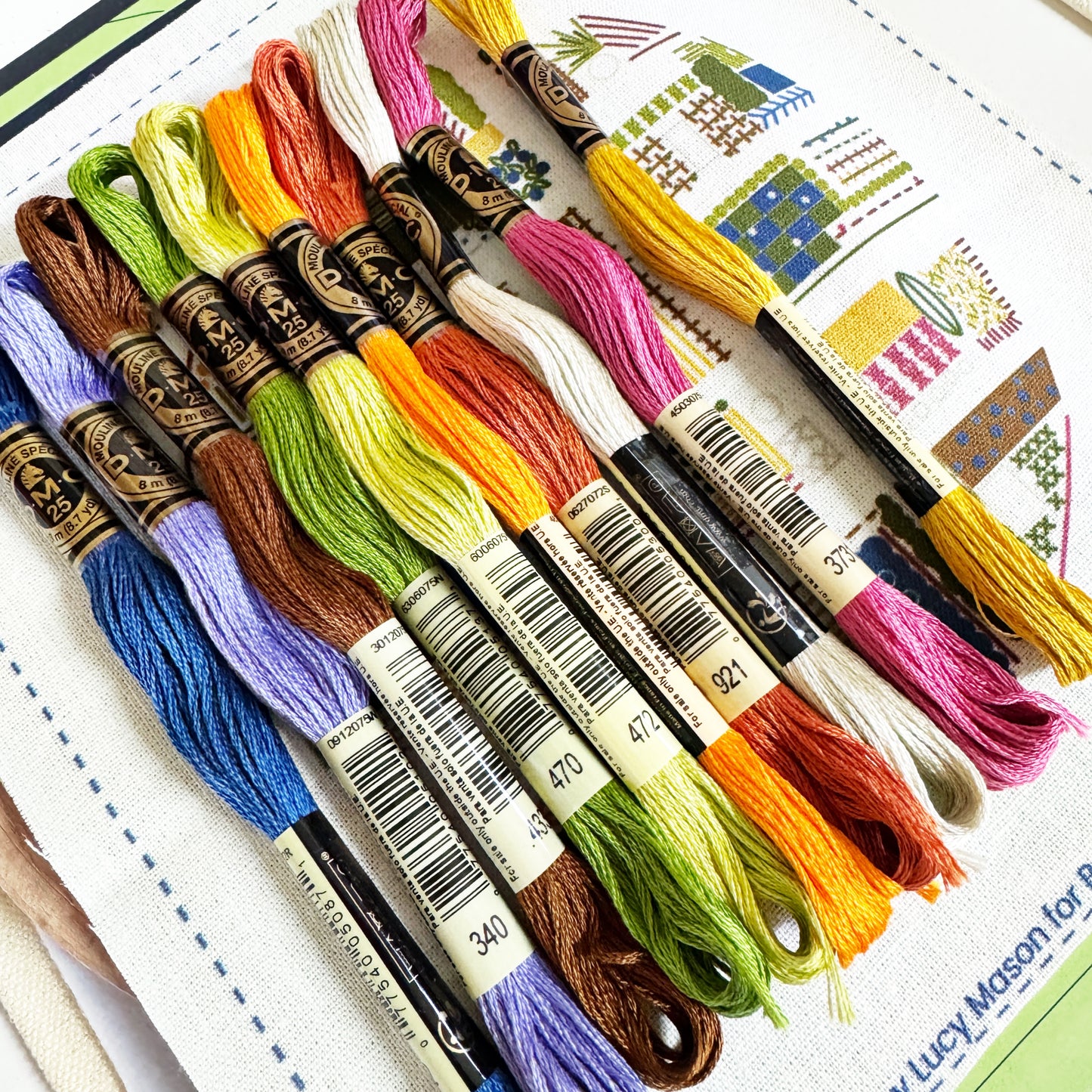 August in the Garden - Advanced Embroidery Kit