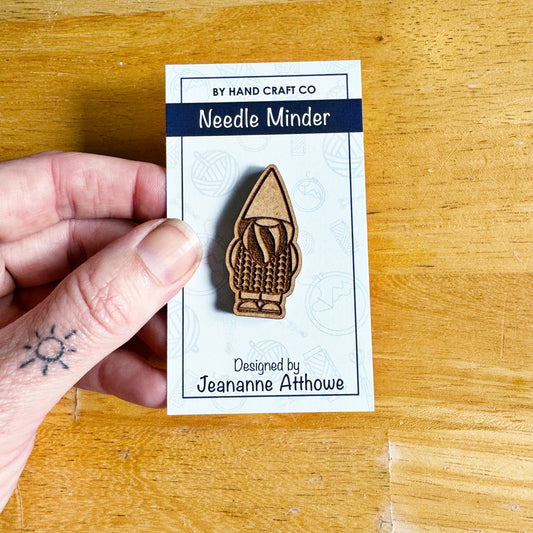 Gnome - Wooden Magnetic Needle Minder