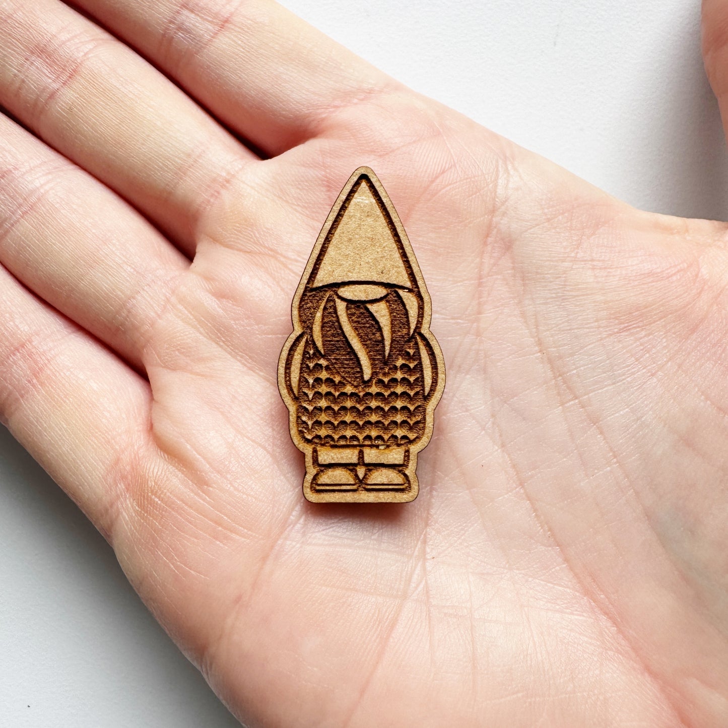 Gnome - Wooden Magnetic Needle Minder
