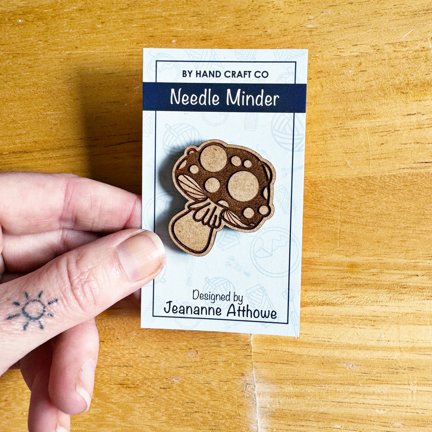 Mushroom - Wooden Magnetic Needle Minder