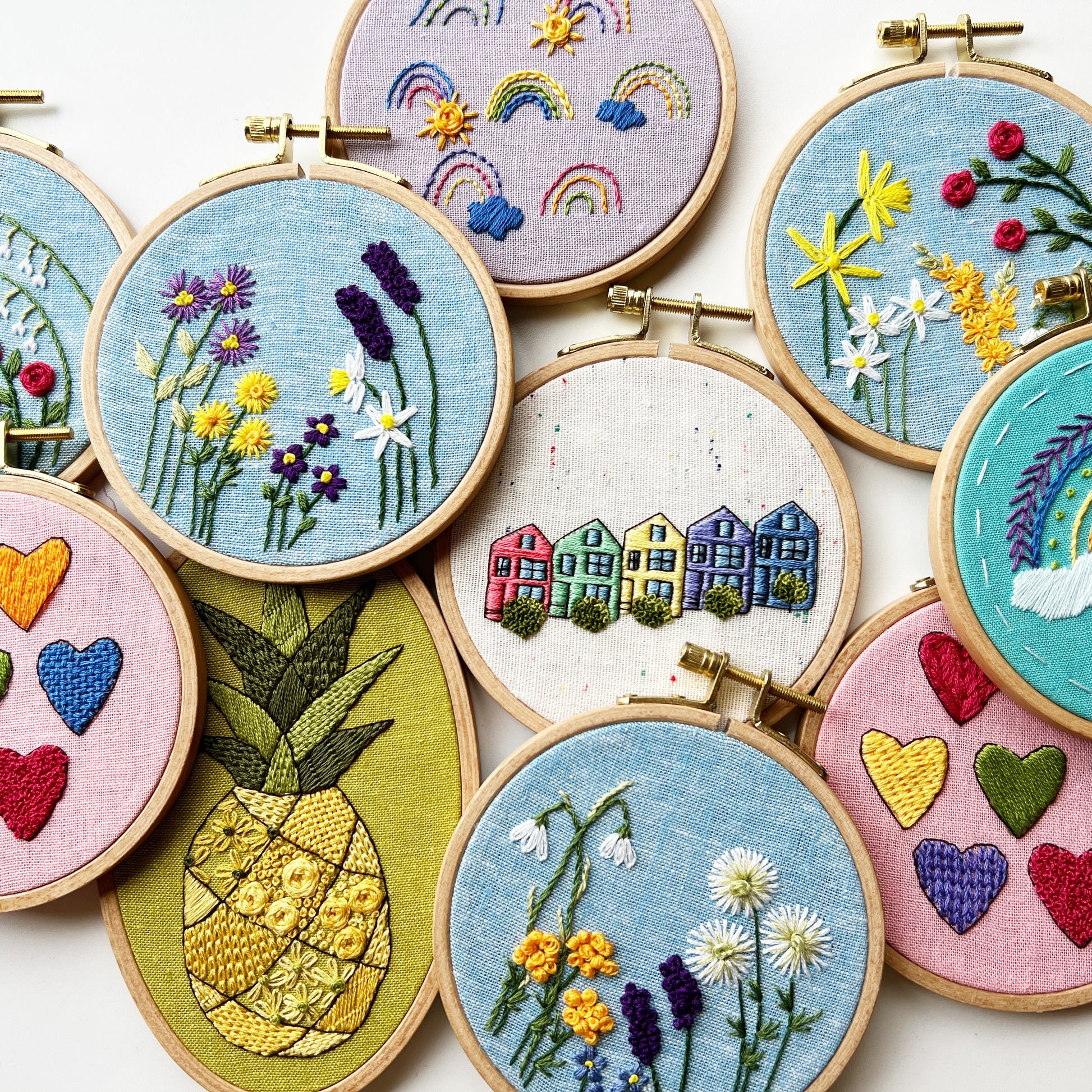 Rosanna Diggs Embroidery Designs.  Complete Kit or PDF available.