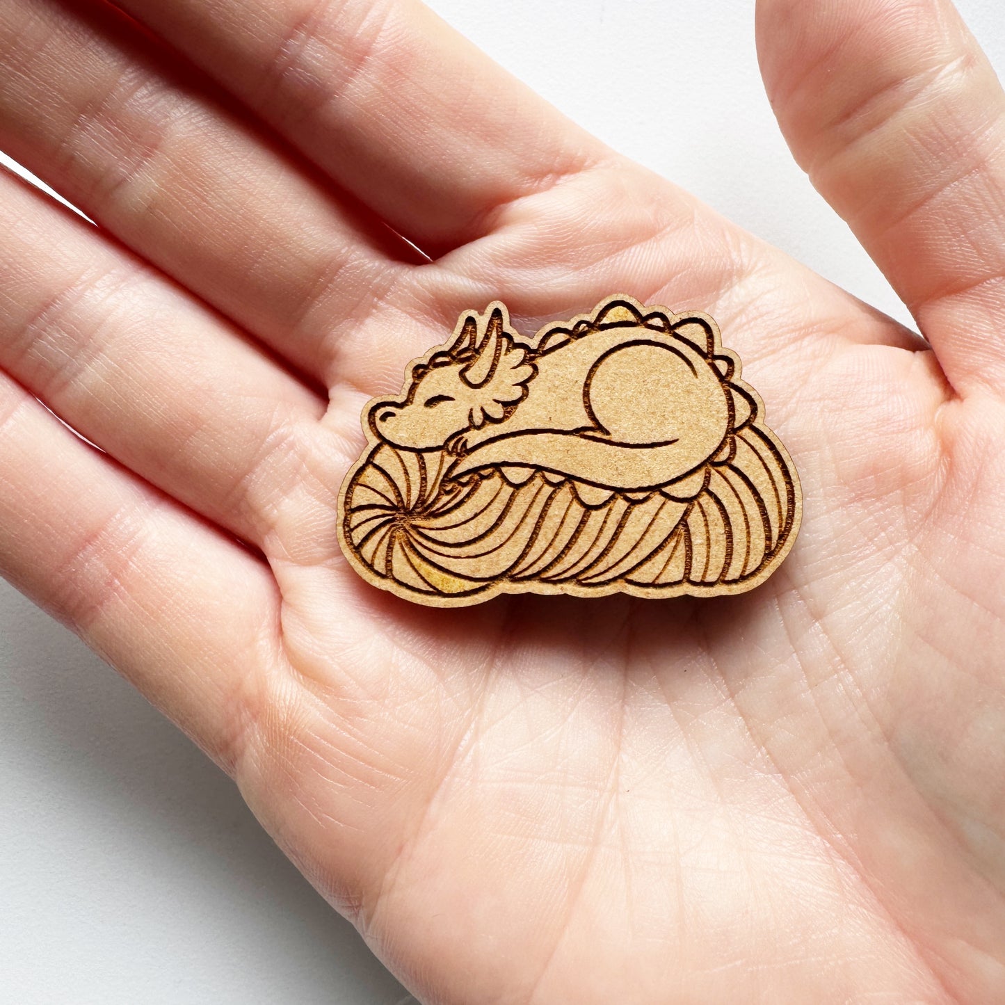 Dragon - Wooden Magnetic Needle Minder