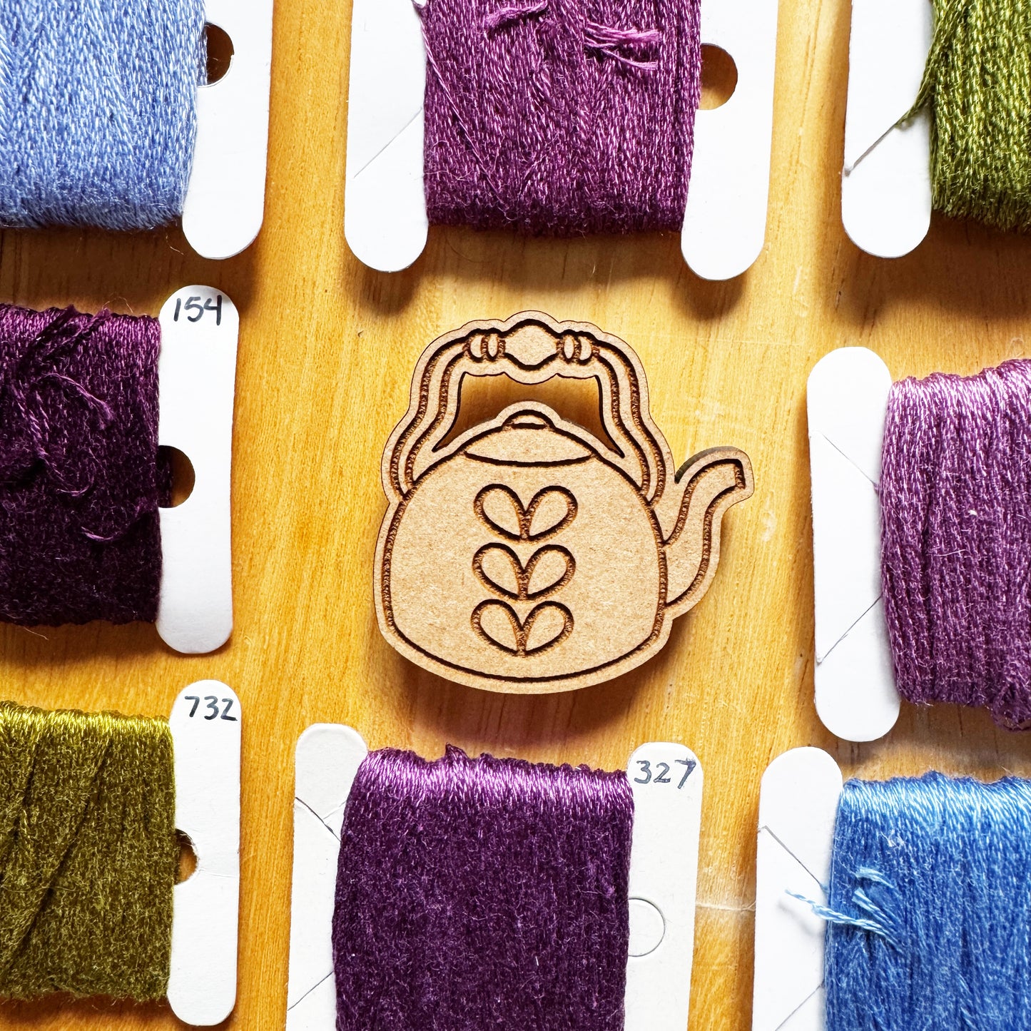 Teapot - Wooden Magnetic Needle Minder